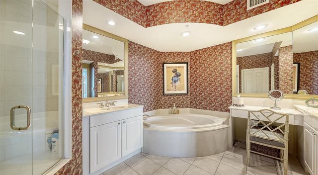 385 N POINT ROAD 401, Osprey, FL 34229