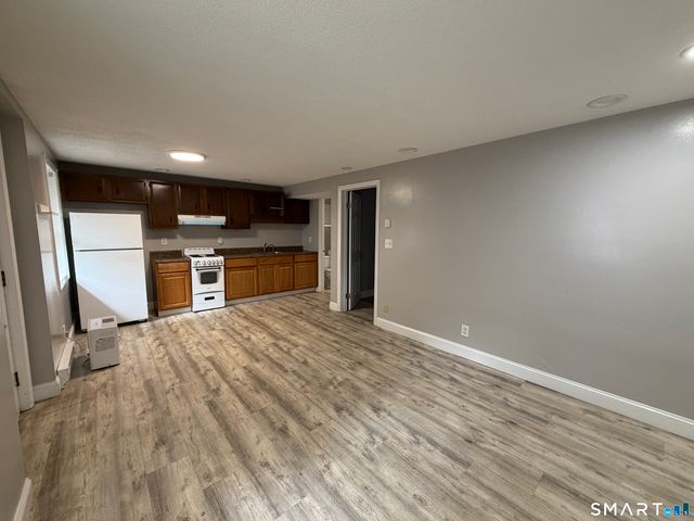 54 Monroe Street D-1, Branford, CT 06405