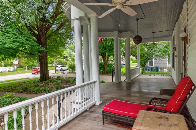 229 W LEXINGTON Avenue, Danville, KY 40422