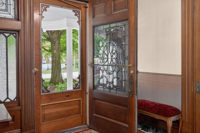 229 W LEXINGTON Avenue, Danville, KY 40422