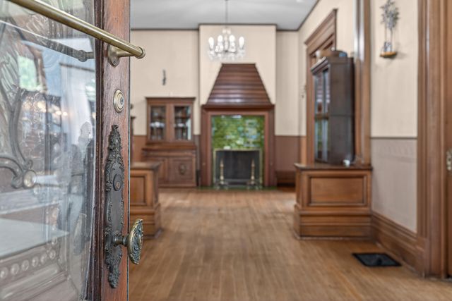 229 W LEXINGTON Avenue, Danville, KY 40422