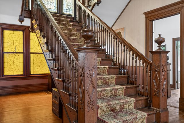 229 W LEXINGTON Avenue, Danville, KY 40422