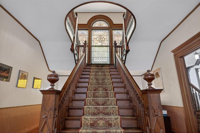 229 W LEXINGTON Avenue, Danville, KY 40422
