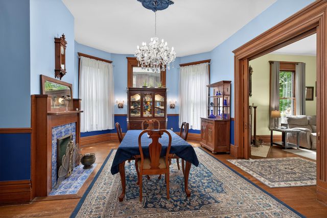 229 W LEXINGTON Avenue, Danville, KY 40422
