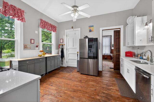 229 W LEXINGTON Avenue, Danville, KY 40422