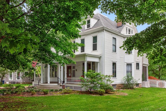 229 W LEXINGTON Avenue, Danville, KY 40422