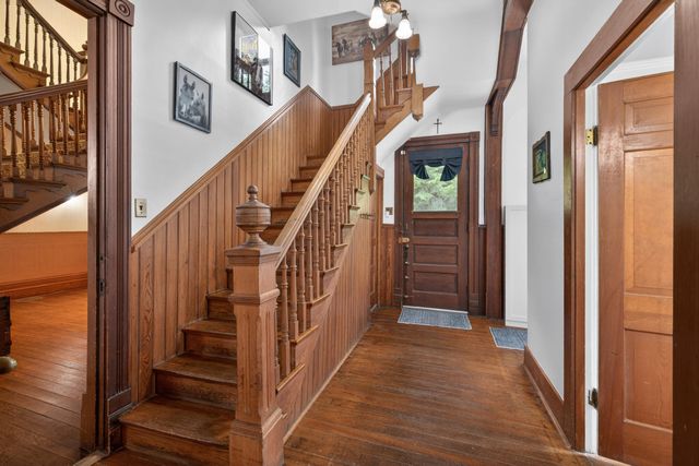 229 W LEXINGTON Avenue, Danville, KY 40422