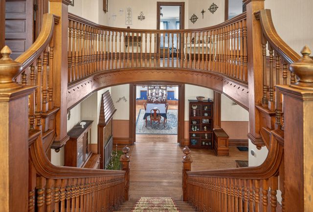 229 W LEXINGTON Avenue, Danville, KY 40422