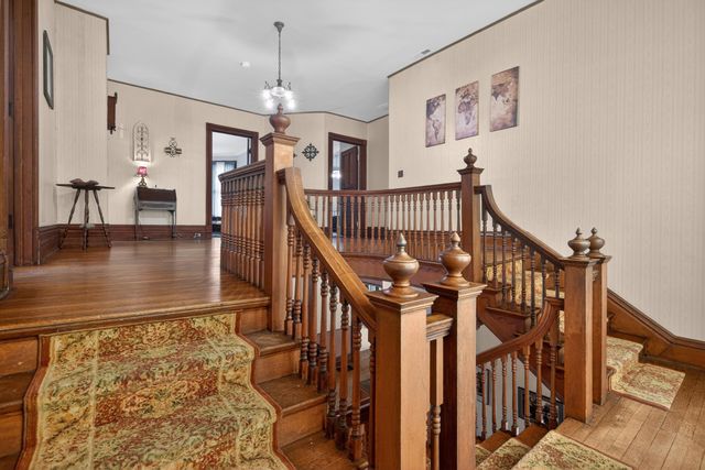 229 W LEXINGTON Avenue, Danville, KY 40422