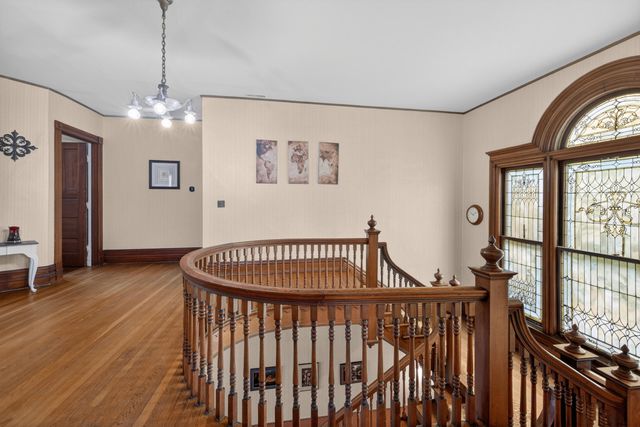 229 W LEXINGTON Avenue, Danville, KY 40422
