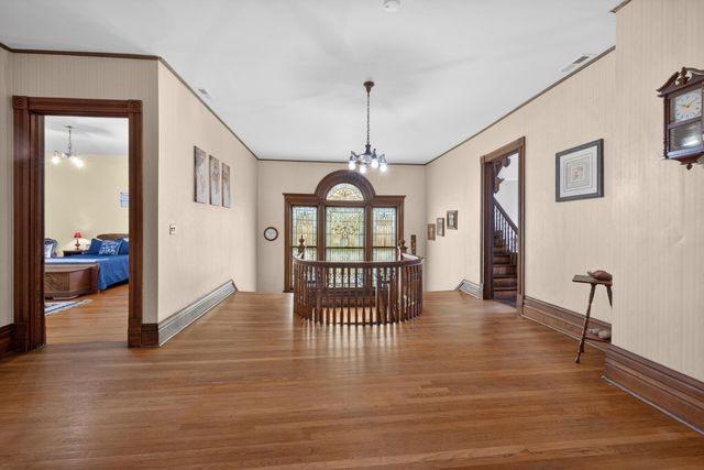 229 W LEXINGTON Avenue, Danville, KY 40422