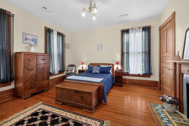 229 W LEXINGTON Avenue, Danville, KY 40422