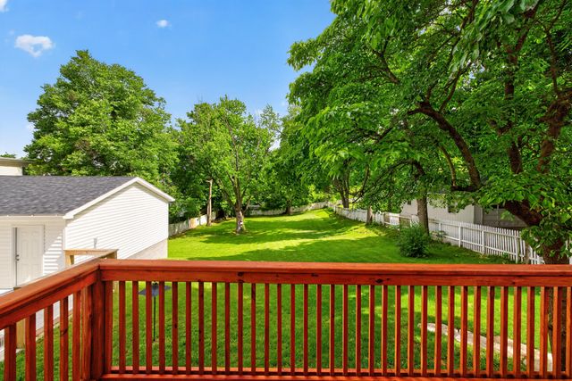 229 W LEXINGTON Avenue, Danville, KY 40422