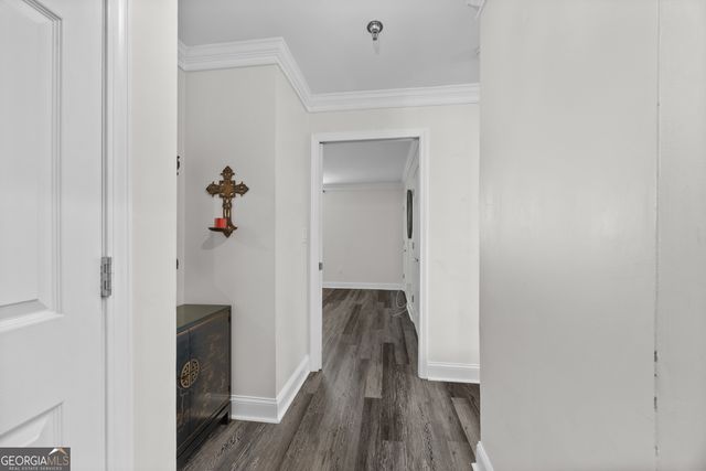 300 Johnson Ferry Road NE B812, Atlanta, GA 30328