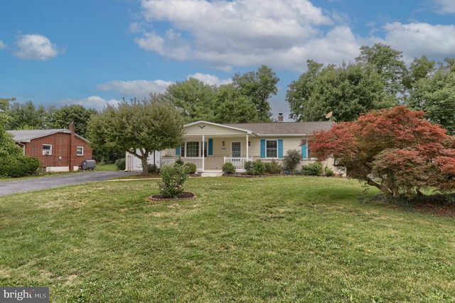 3065 W OAK ST, Lebanon, PA 17042