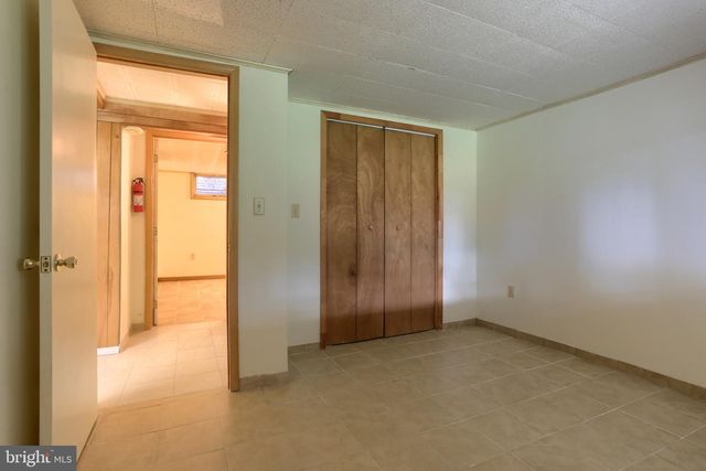 3065 W OAK ST, Lebanon, PA 17042