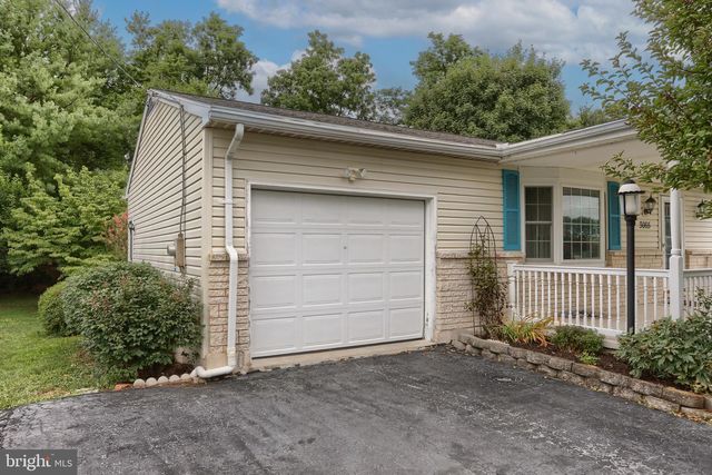 3065 W OAK ST, Lebanon, PA 17042