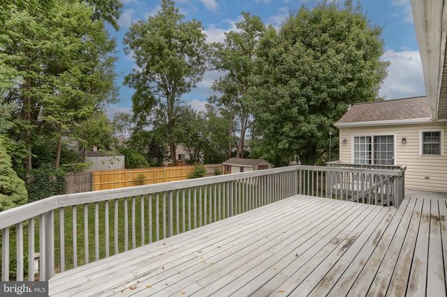 3065 W OAK ST, Lebanon, PA 17042