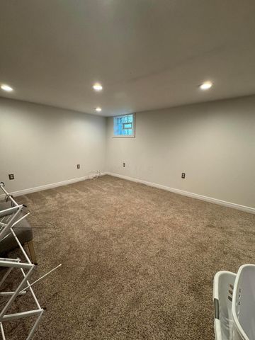 293 E Mithoff Street, Columbus, OH 43206