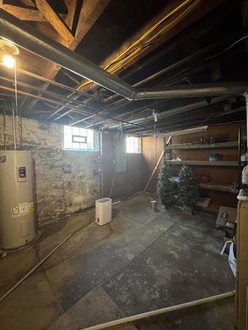 293 E Mithoff Street, Columbus, OH 43206
