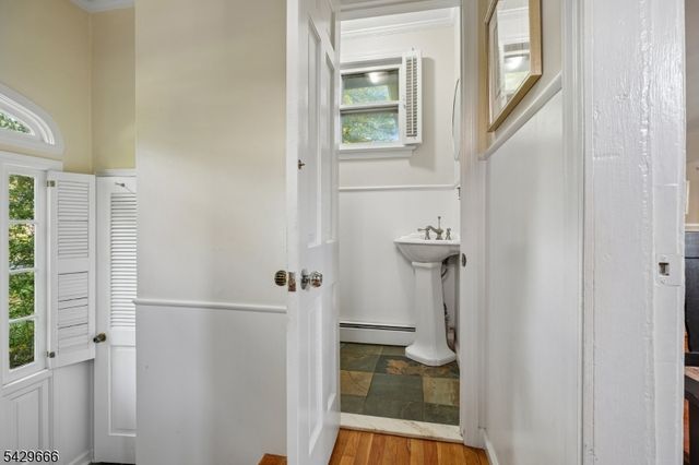 311 S Ridgewood Rd, South Orange Village Twp., NJ 07079