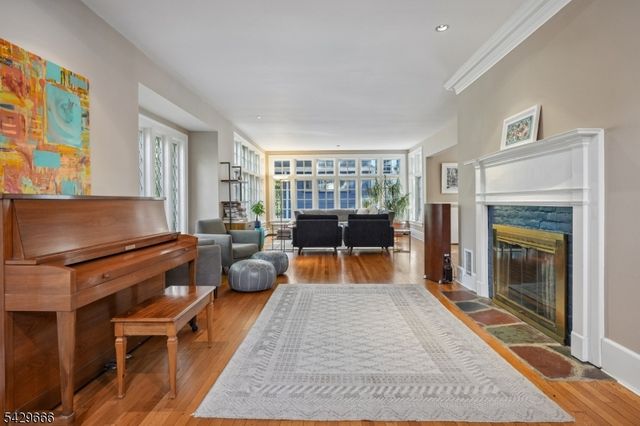311 S Ridgewood Rd, South Orange Village Twp., NJ 07079