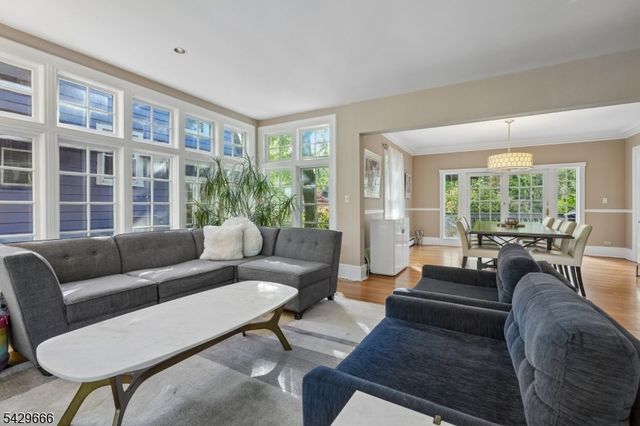 311 S Ridgewood Rd, South Orange Village Twp., NJ 07079