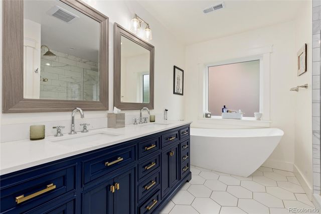 4636 Montview Boulevard, Denver, CO 80207