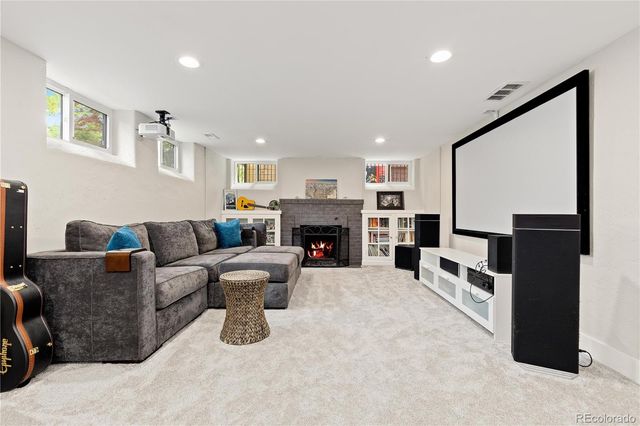 4636 Montview Boulevard, Denver, CO 80207