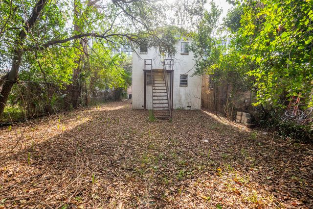 6 Poinsett Street, Charleston, SC 29403