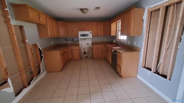 112 Tres Drive, Huntsville, AL 35811