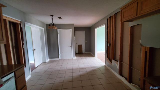 112 Tres Drive, Huntsville, AL 35811