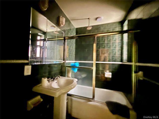 112-50 Northern Boulevard 3B, Corona, NY 11368