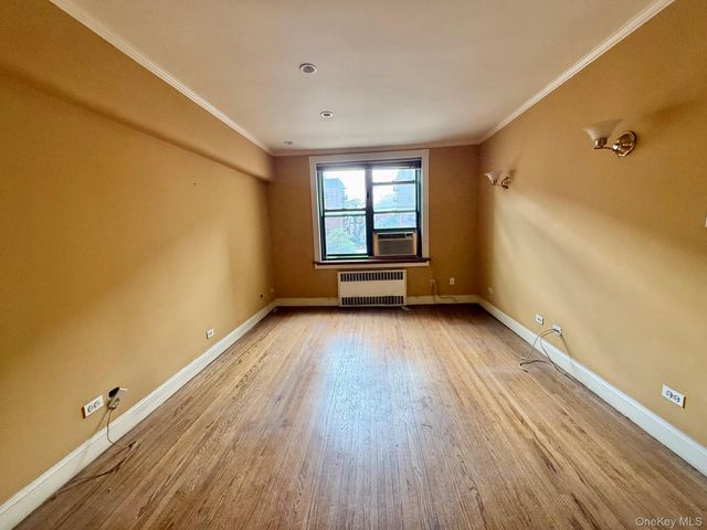 112-50 Northern Boulevard 3B, Corona, NY 11368