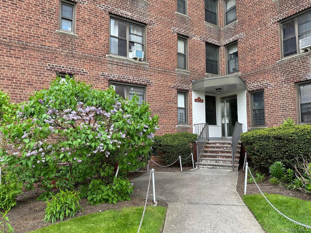 112-50 Northern Boulevard 3B, Corona, NY 11368