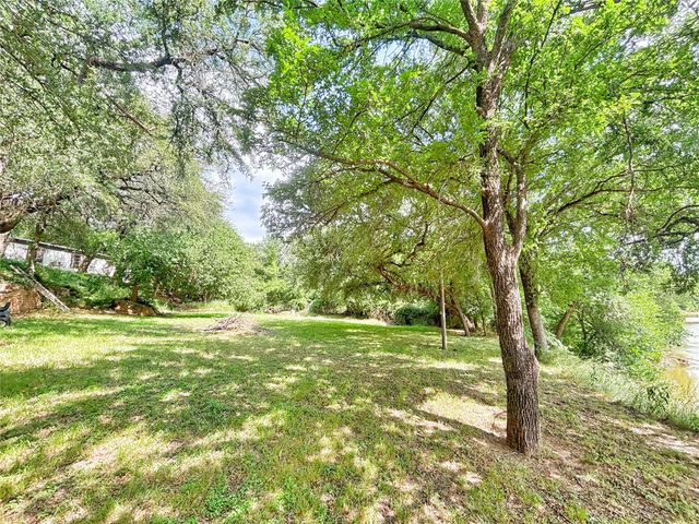 101 River View Road, Millsap, TX 76066