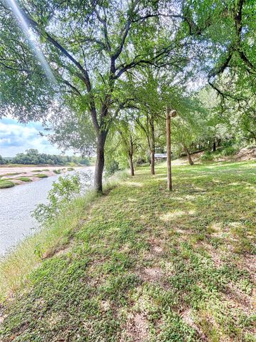 101 River View Road, Millsap, TX 76066