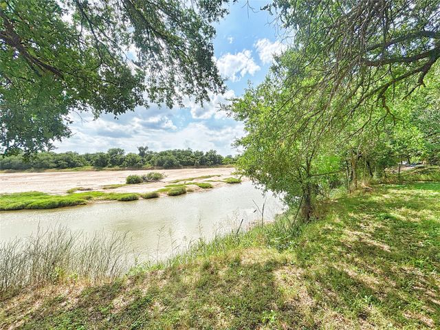 101 River View Road, Millsap, TX 76066