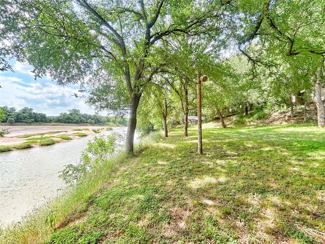 101 River View Road, Millsap, TX 76066