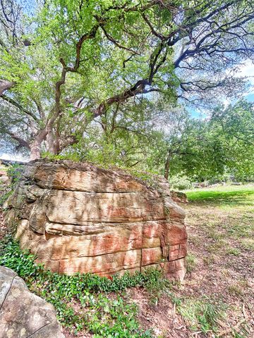 101 River View Road, Millsap, TX 76066