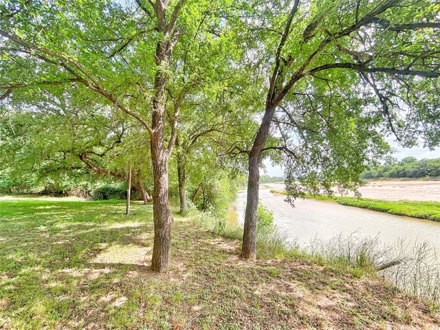 101 River View Road, Millsap, TX 76066