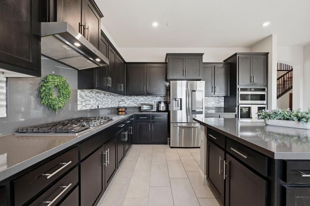 2012 Van Ruiten Dr, Lodi, CA 95242