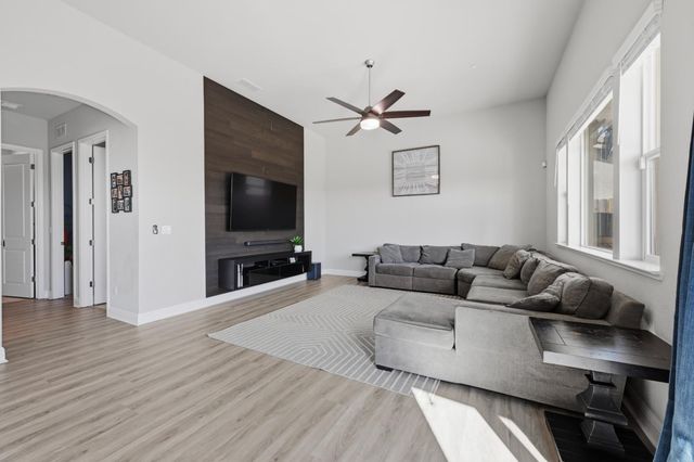 2012 Van Ruiten Dr, Lodi, CA 95242