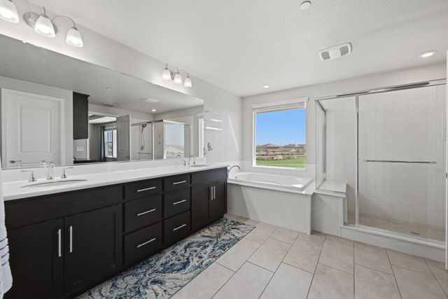 2012 Van Ruiten Dr, Lodi, CA 95242