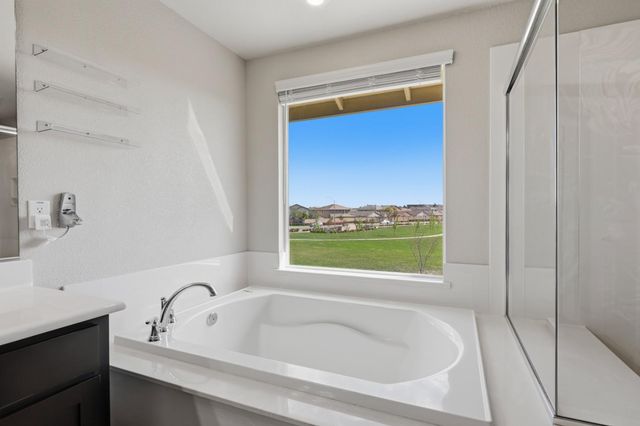 2012 Van Ruiten Dr, Lodi, CA 95242