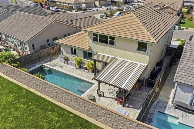 2012 Van Ruiten Dr, Lodi, CA 95242