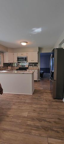 2084 Lakelyn Court, Crescent Springs, KY 41017