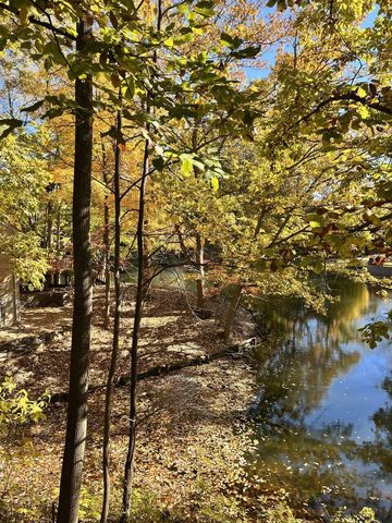 2084 Lakelyn Court, Crescent Springs, KY 41017