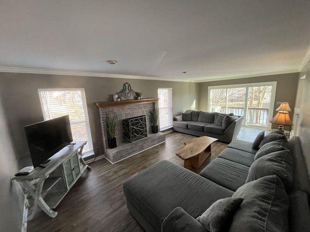 2084 Lakelyn Court, Crescent Springs, KY 41017