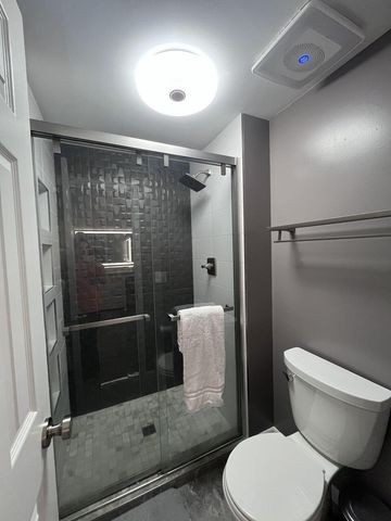 2084 Lakelyn Court, Crescent Springs, KY 41017